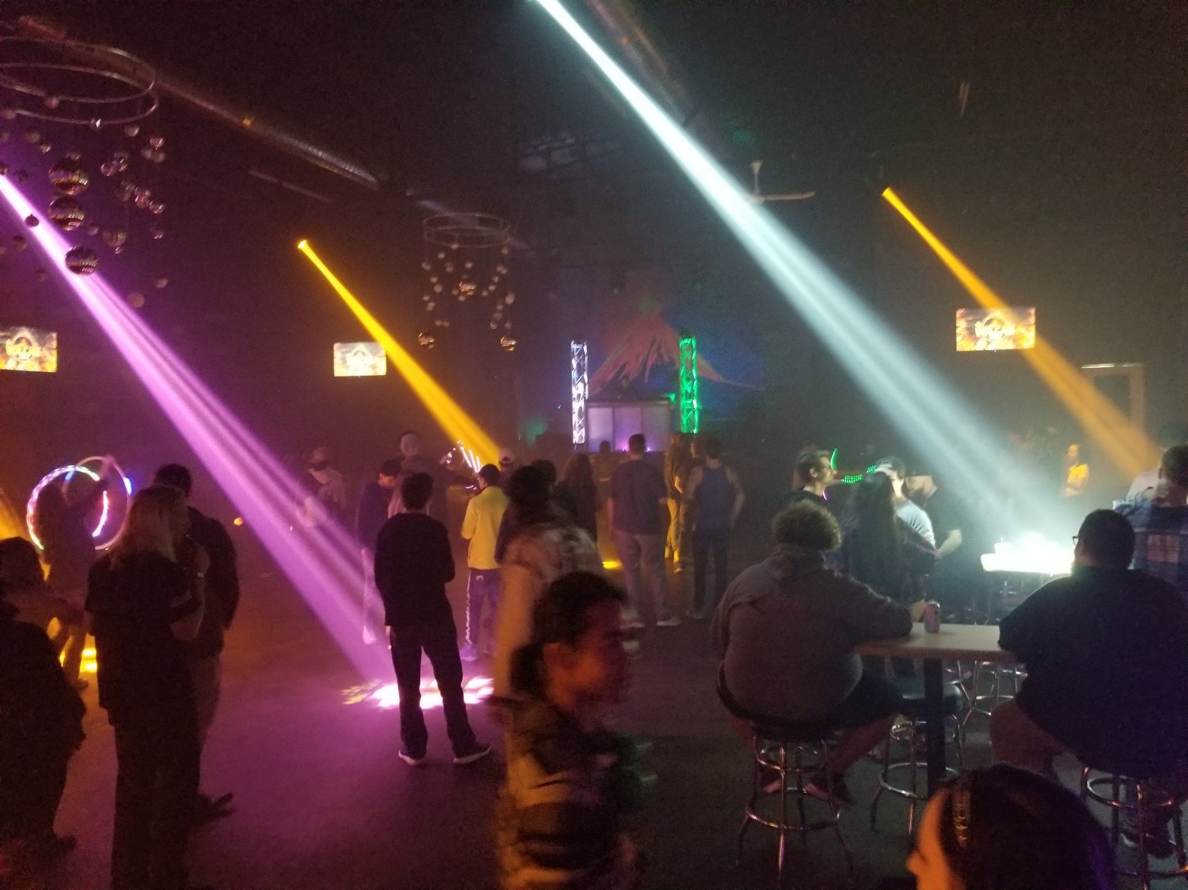 El Volcan Discotheque